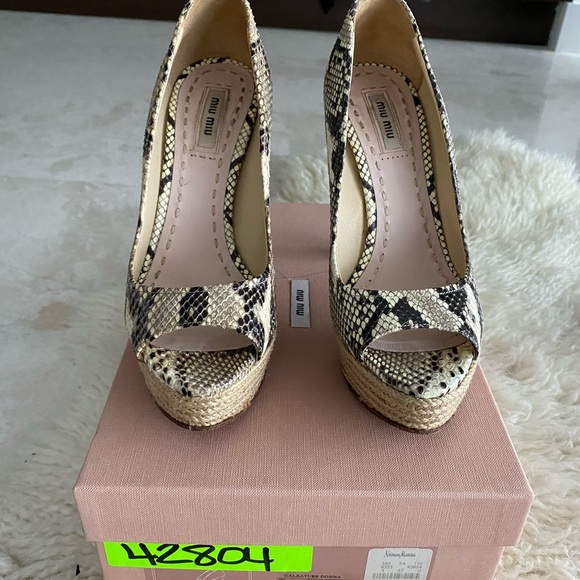 Miu Miu python pitone heels 7 1/2 - Picture 10 of 14